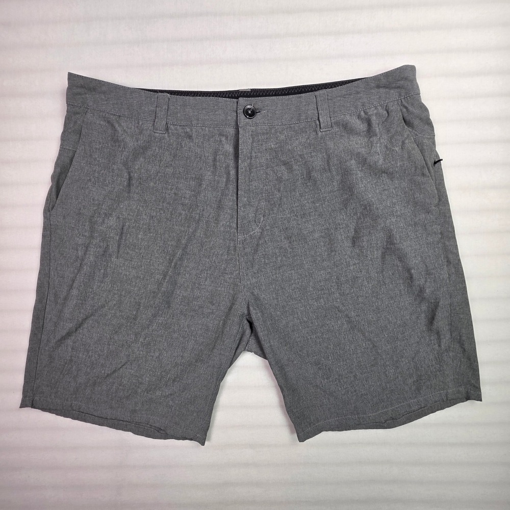 Vuori Aim Shorts Mens 36 Charcoal Gray Heather Performance Stretch V368